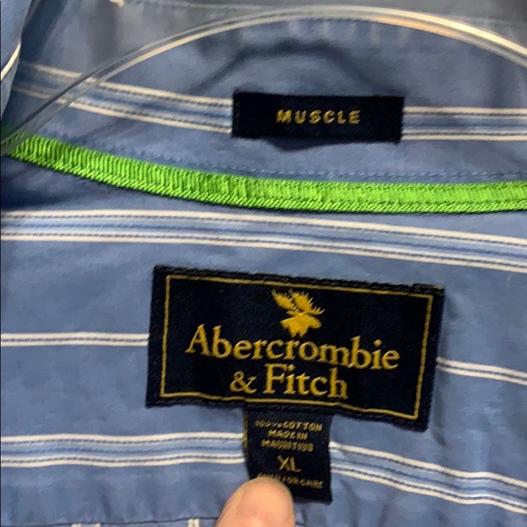 Abercrombie button down XL muscle - Picture 2 of 2